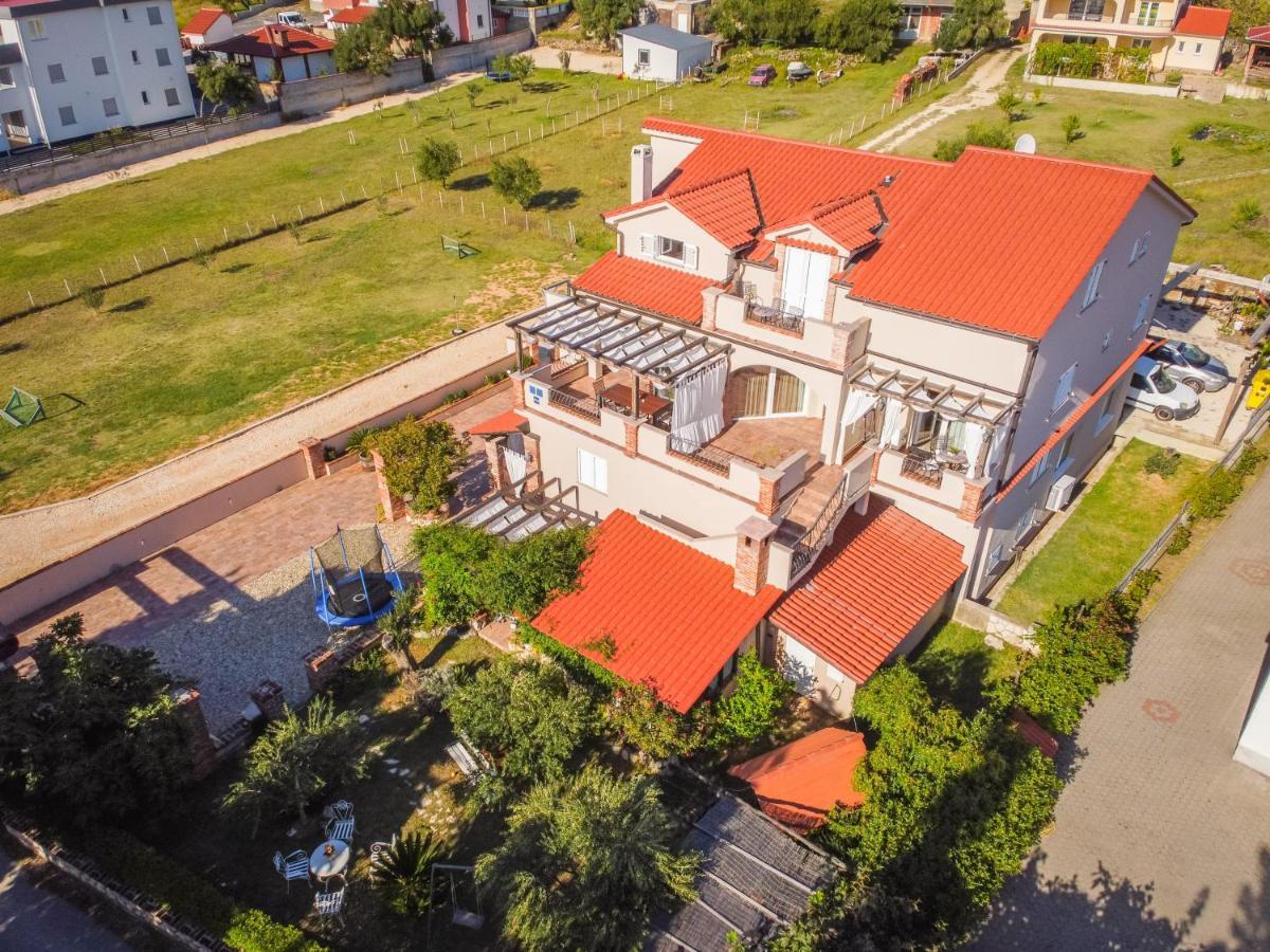 Apartments Vintage Banjol Exterior photo